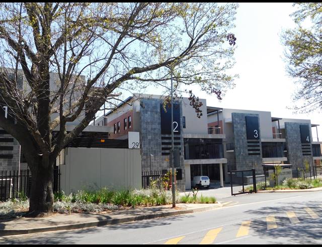 854M² OFFICE TO LET IN WAVERLEY
